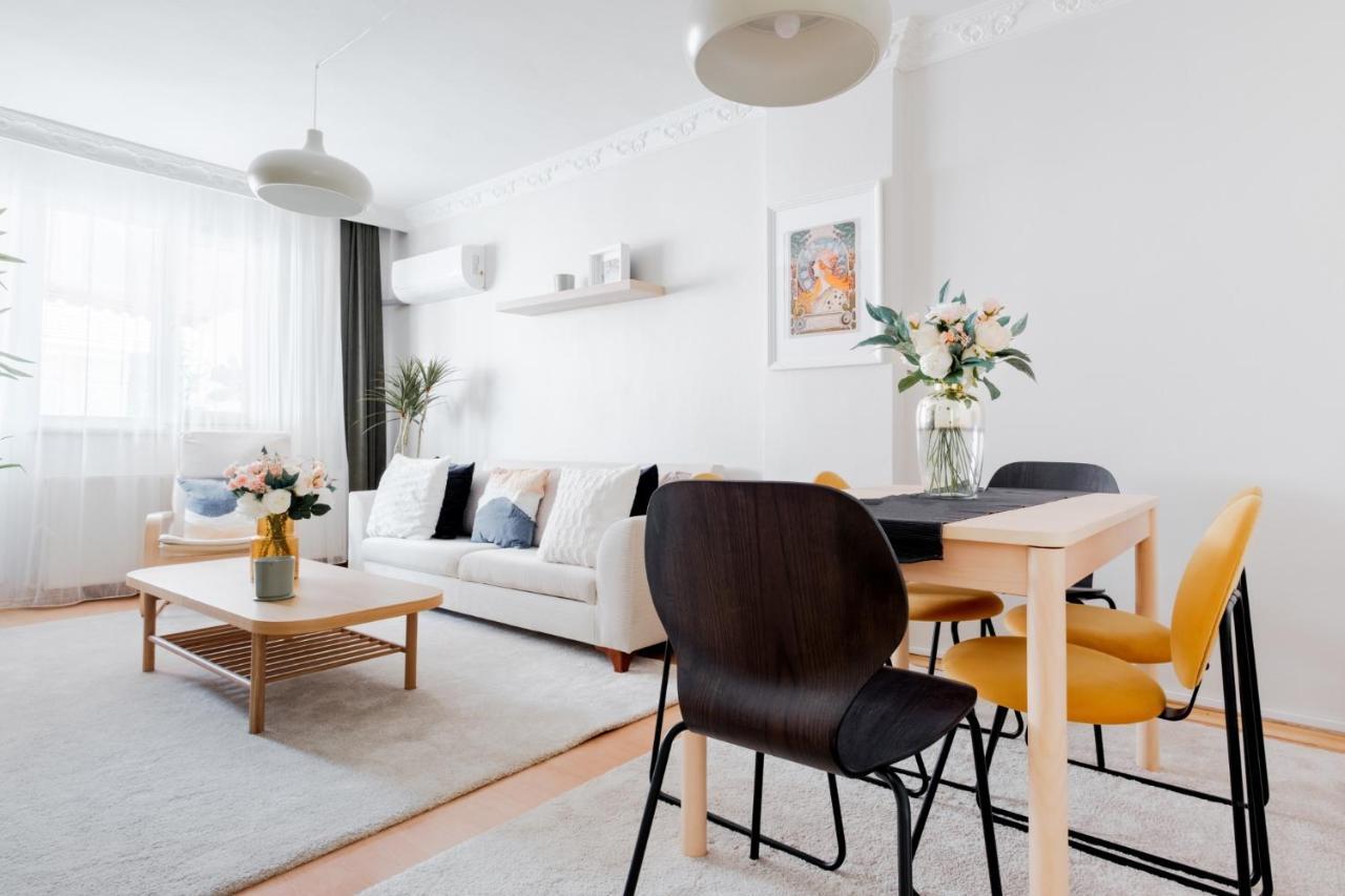 Daire Cozy And Classy Flat Near Taksim Square In Beyoglu